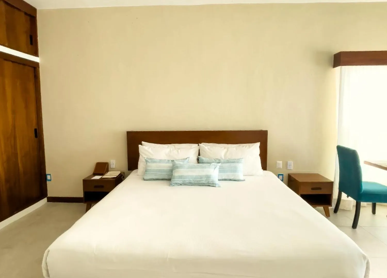 **** מלון The Mint Resort איסלה מוחרס מקסיקו