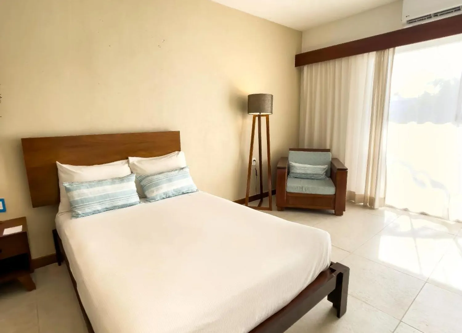 The Mint Resort איסלה מוחרס 4*,